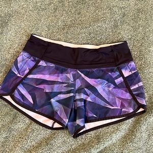 Lululemon shorts. Purple multi. Size 6